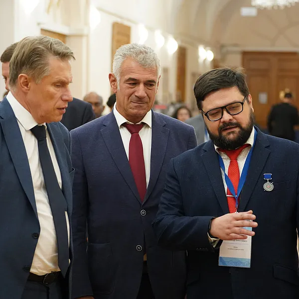 Министр здравоохранения РФ М. А. Мурашко посетил Тверской медуниверситет  - фото 9