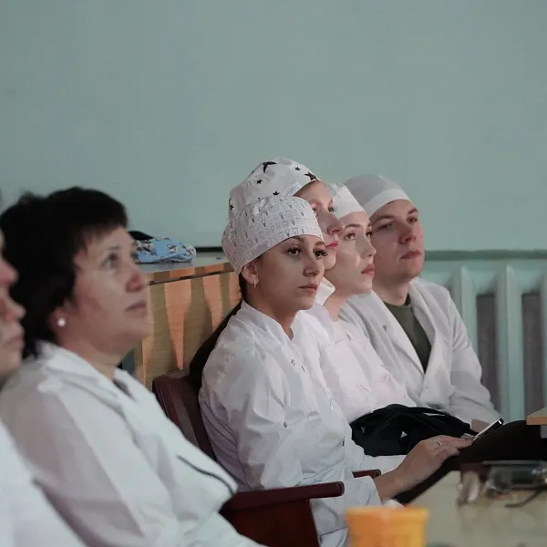 В Университетской стоматологии прошел практический семинар с международным участием - фото 1