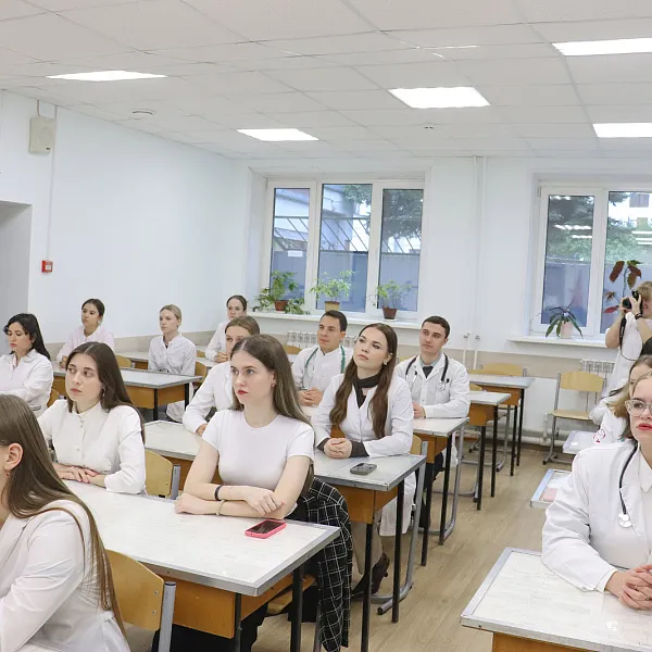 Диалог со студентами к Международному дню врача - фото 1