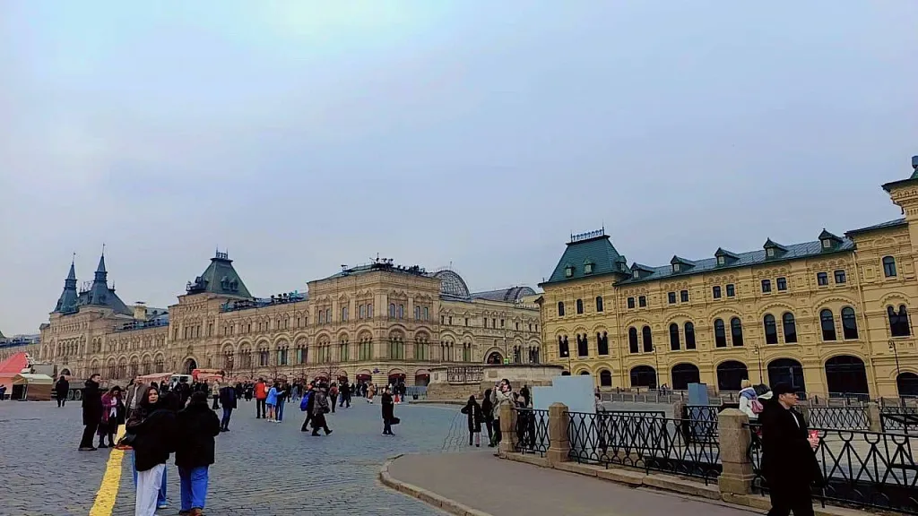 Иностранные студены ТвГМУ побывали на патриотической экскурсии в Москве
