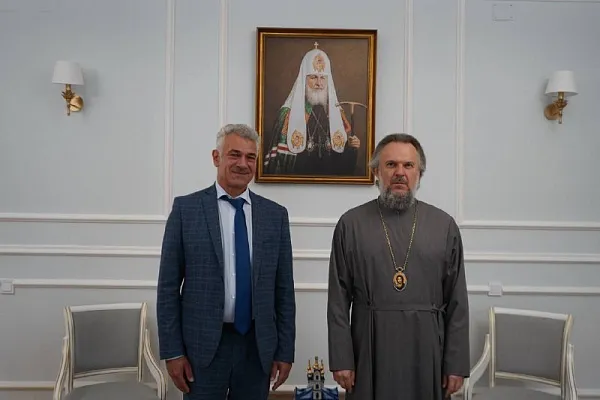 Митрополит Амвросий встретился с и.о. ректора ТвГМУ Александром Сонисом 