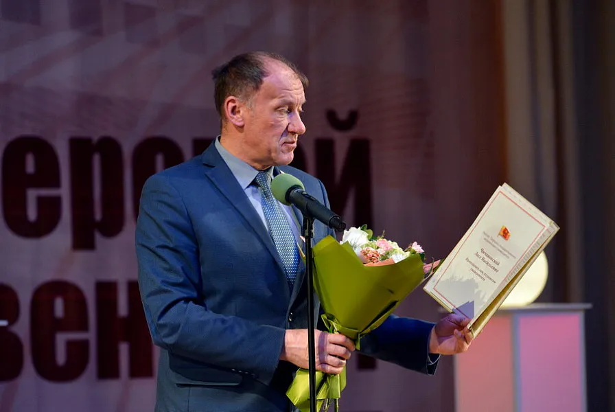 Представитель Законодательного Собрания Тверской области поздравил коллектив Тверского ГМУ с юбилеем