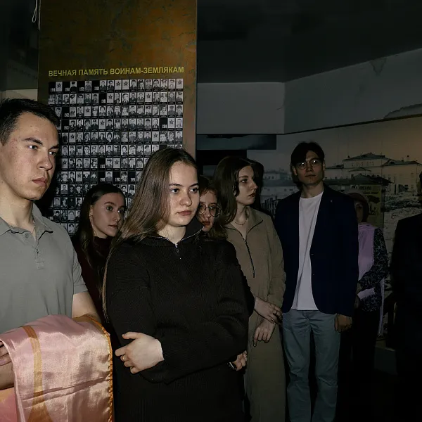 Активисты СПК «Я горжусь – Тверской ГМУ» посетили экспозицию музея о защитниках Отечества «Три войны – такие разные» - фото 1