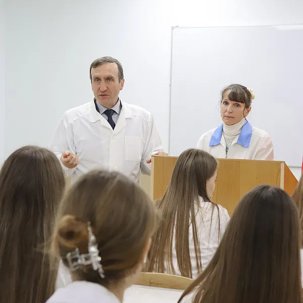 Диалог со студентами к Международному дню врача - фото 9