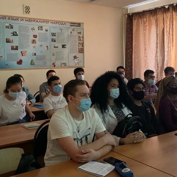 «Александр Невский – славное имя России»:  исторический урок к 800-летию со дня рождения - фото 1