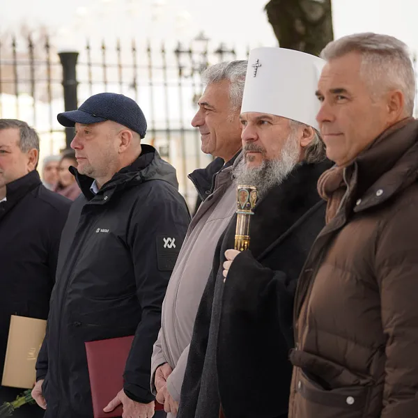 На территории Тверского медуниверситета открыли бюст святителю Луке Крымскому - фото 8