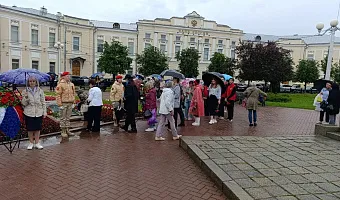 Студенты ТвГМУ почтили подвиг павших в День памяти и скорби