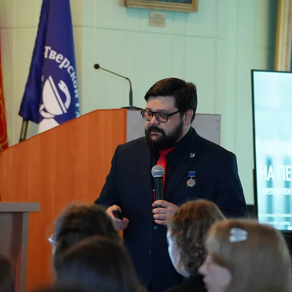 Декан лечебного факультета ТвГМУ встретился со студентами в рамках проекта «Я горжусь. Герои» - фото 3
