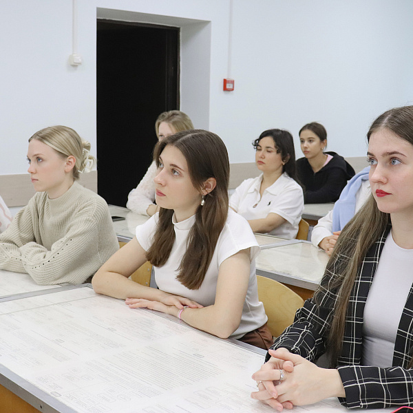 СПК «Я горжусь» ТвГМУ провел просветительскую лекцию-беседу в рамках проекта «Я горжусь. Наставники» - фото 4