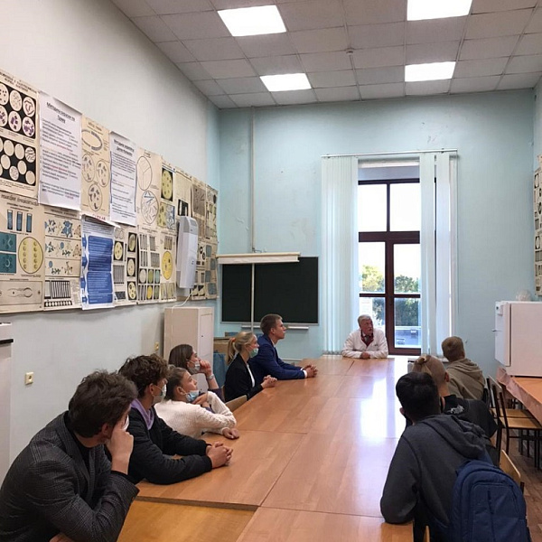 9 сентября 2021 г. в Тверском ГМУ состоялась экскурсия для учащихся 1 курса Предуниверсария и курсов «Профессиональная проба» - фото 6