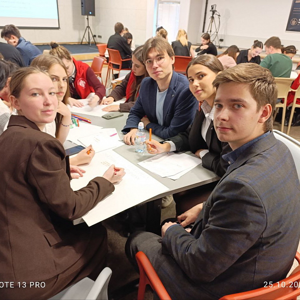 СПК «Я горжусь» ТвГМУ победил на Антиконференции в Центре им. В. А. Алмазова - фото 6