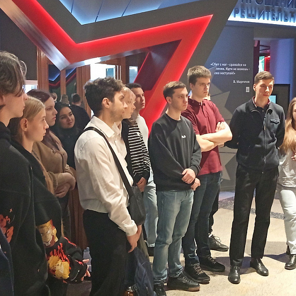 Студенты ТвГМУ посетили Центральный музей Великой Отечественной войны на Поклонной горе - фото 6