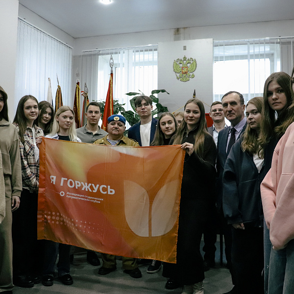 Активисты СПК «Я горжусь – Тверской ГМУ» посетили экспозицию музея о защитниках Отечества «Три войны – такие разные» - фото 2