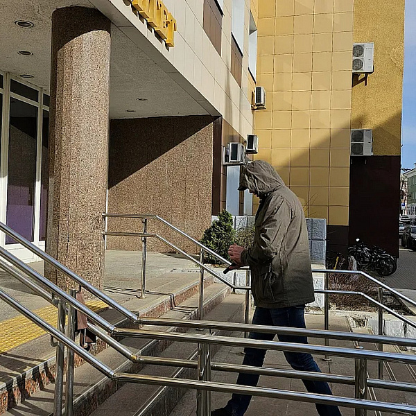 31 марта в теоретическом корпусе Университета была проведена тактико-специальная тренировка по действиям в случае вооруженного нападения - фото 3