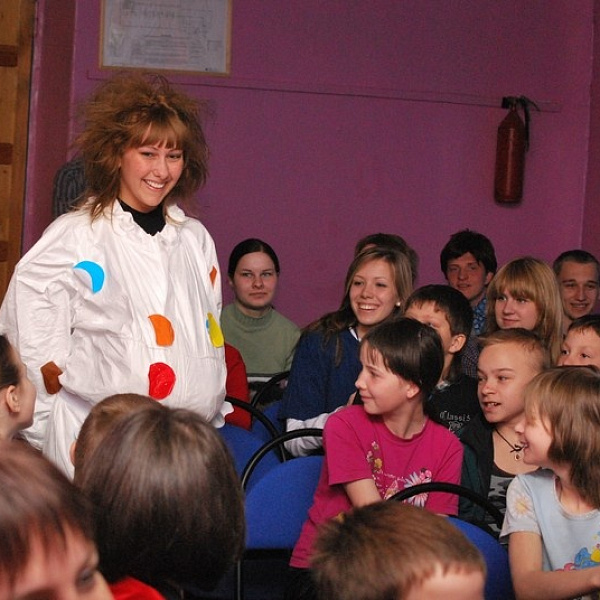 День благотворительности и пропаганды здорового образа жизни в Медновской школе-интернане 26 апреля 2010 года - фото 13