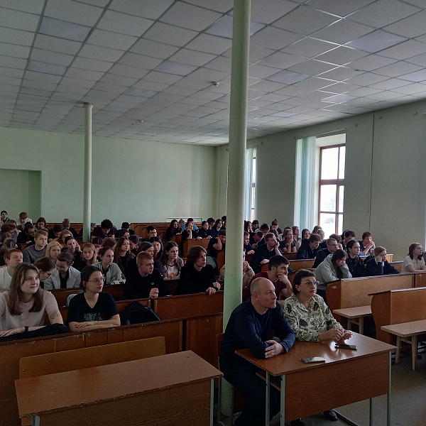 В Тверском медуниверситете состоялся круглый стол на тему: «Незаконный оборот и употребление наркотических веществ и психотропных средств» - фото 2