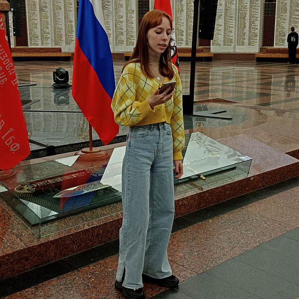 Активисты клуба «Я горжусь!» ТвГМУ провели патриотическую акцию на Поклонной горе - фото 3