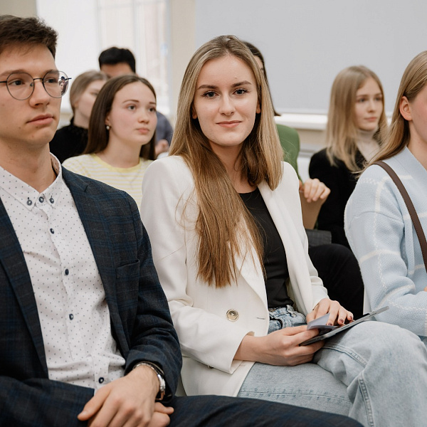 В Твери подвели итоги первого хакатона для студентов медицинского вуза  - фото 9