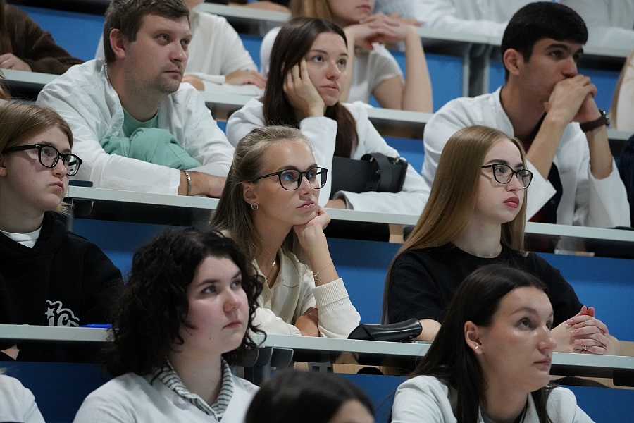 Студенты и сотрудники ТвГМУ заслушали лекцию Министра здравоохранения РФ