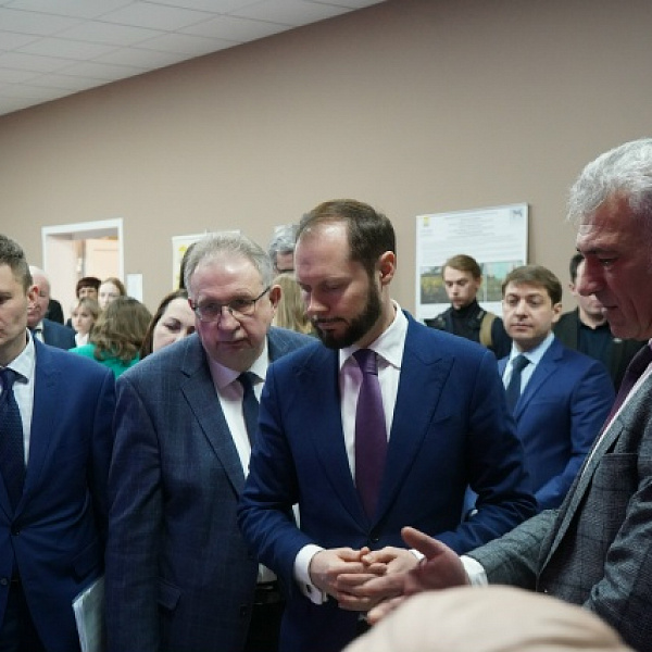 Ректор Тверского медуниверситета представил Губернатору разработки ученых вуза  - фото 1