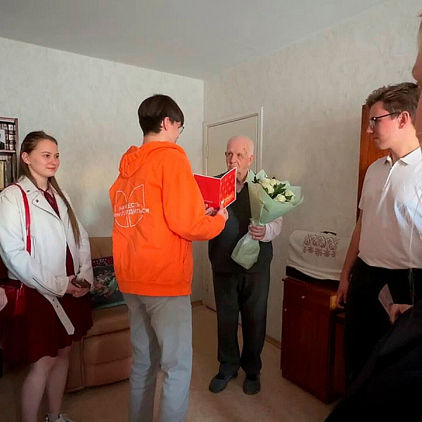 Участники СПК «Я горжусь – Тверской ГМУ» навестили ветерана Великой Отечественной войны - фото 2