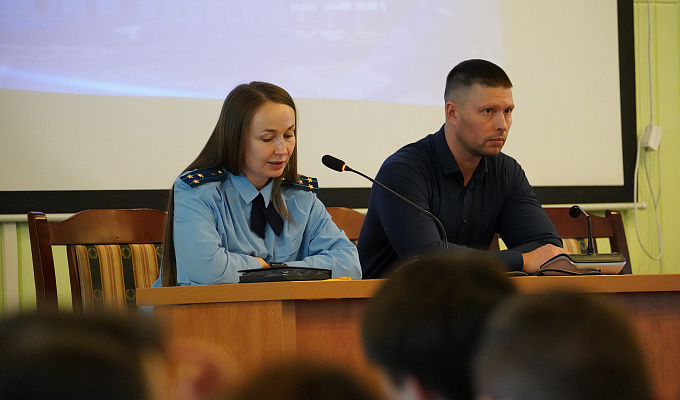 Будущие медики обсудили меры противодействия терроризму и экстремизму