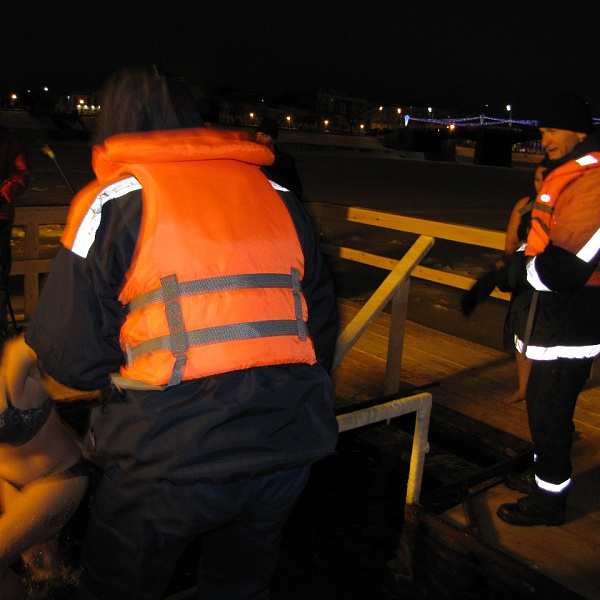 Участие отярда Спасатель в обеспечении безопасности на Крещенских купаниях - фото 32