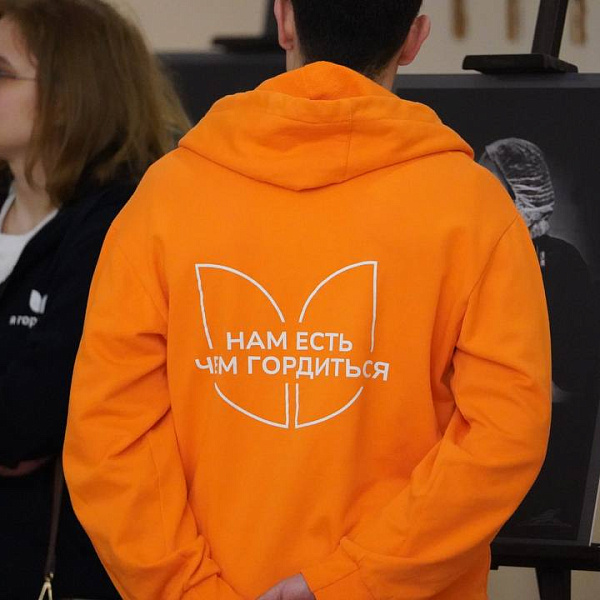 В Тверском медуниверситете открылась уникальная фотовыставка, посвященная работе врачей в зоне СВО  - фото 7