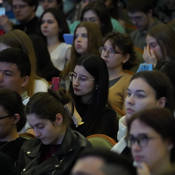 В Тверском медуниверситете прошла лекция д.м.н., профессора, академика РАН Кулакова Анатолия Алексеевича - фото 2