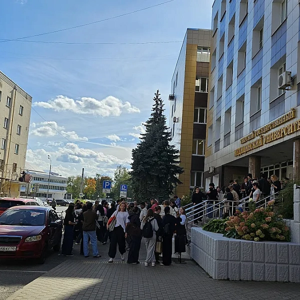 16 сентября в Университете была проведена практическая тренировка по эвакуации при условном пожаре и реализации мероприятий по ликвидации условного пожара - фото 1