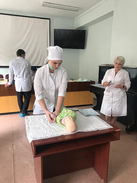 В Тверском медуниверситете прошла студенческая олимпиада «Уход за больными» В Тверском медуниверситете прошла студенческая олимпиада «Уход за больными»