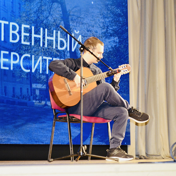 «Смотрите кто пришел»! В Тверском медуниверситете состоялся конкурс для первокурсников - фото 2