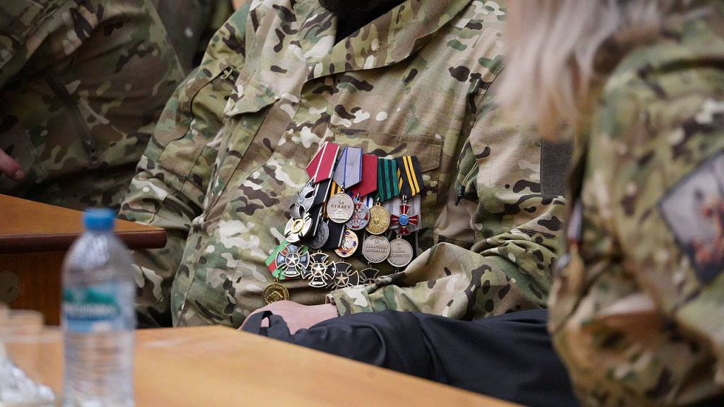 Студенты – медики встретились с бойцами службы эвакуации СВО Студенты – медики встретились с бойцами службы эвакуации СВО