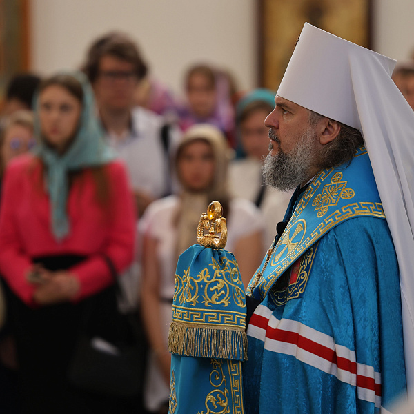 День знаний в Тверском медуниверситете начался с молебна - фото 2